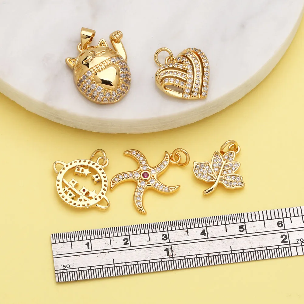 OCESRIO Fashion White Crystal Lucky Cat Pendant for Necklaces Copper Gold Plated Starfish Jewelry Making Component pdtb583