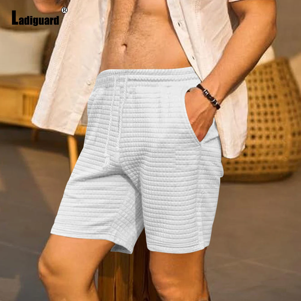 2025 Men's Stand Pocket Vintage Plaid Shorts Men Casual Waffle Beach Short Pants Solid White Elastic Waist Basic Hotpants New