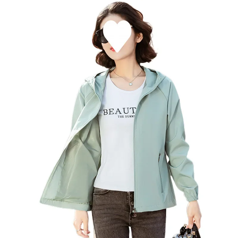 Windjack Dames 2025, Lente Herfst Nieuwe Trenchcoat Vrouwelijke Sport Vrije tijd bergbeklimmen Bovenkleding Rits met capuchon Uitloper