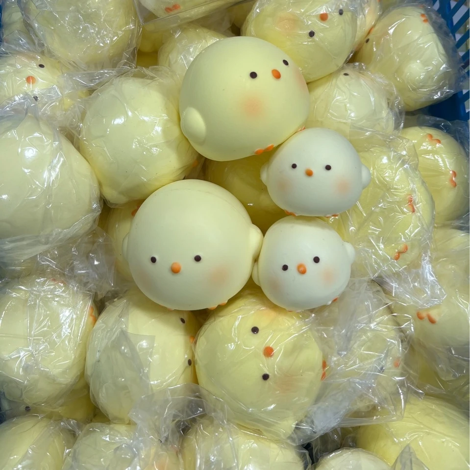 1pc Squishy Chick Slow Rebound Decompression Toy Stress-relief Kawaii Mochi Toy Popular Gifts For Students