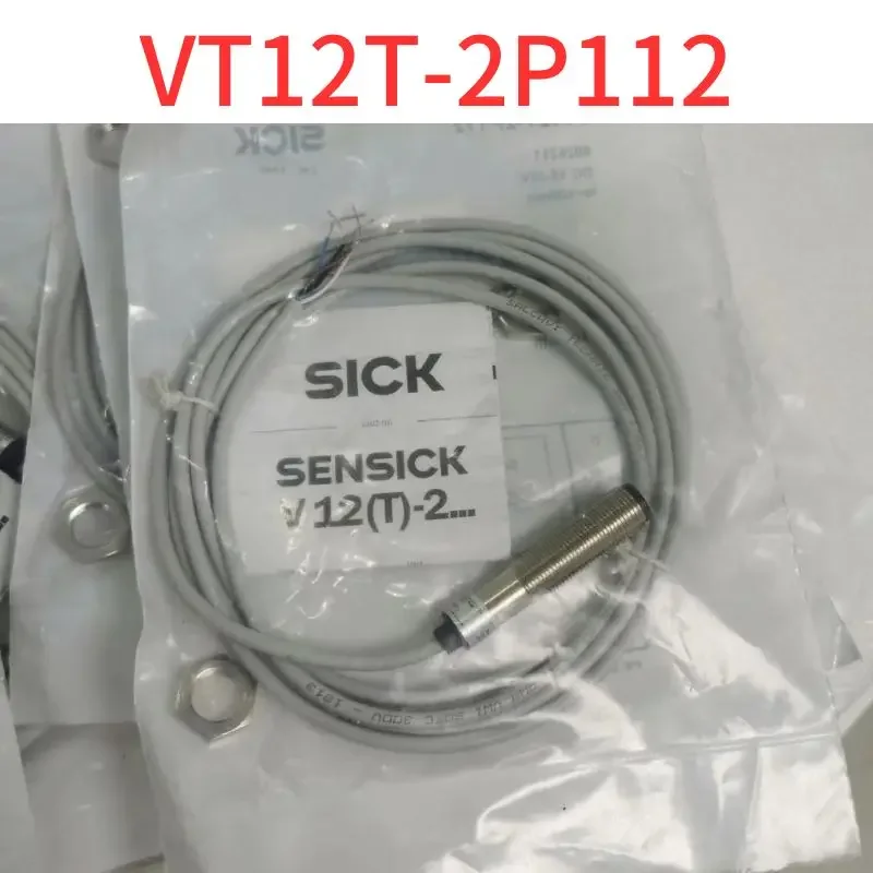 

Brand New VT12T-2P112 Diffuse Reflection Photoelectric Switch Sensor 6026211