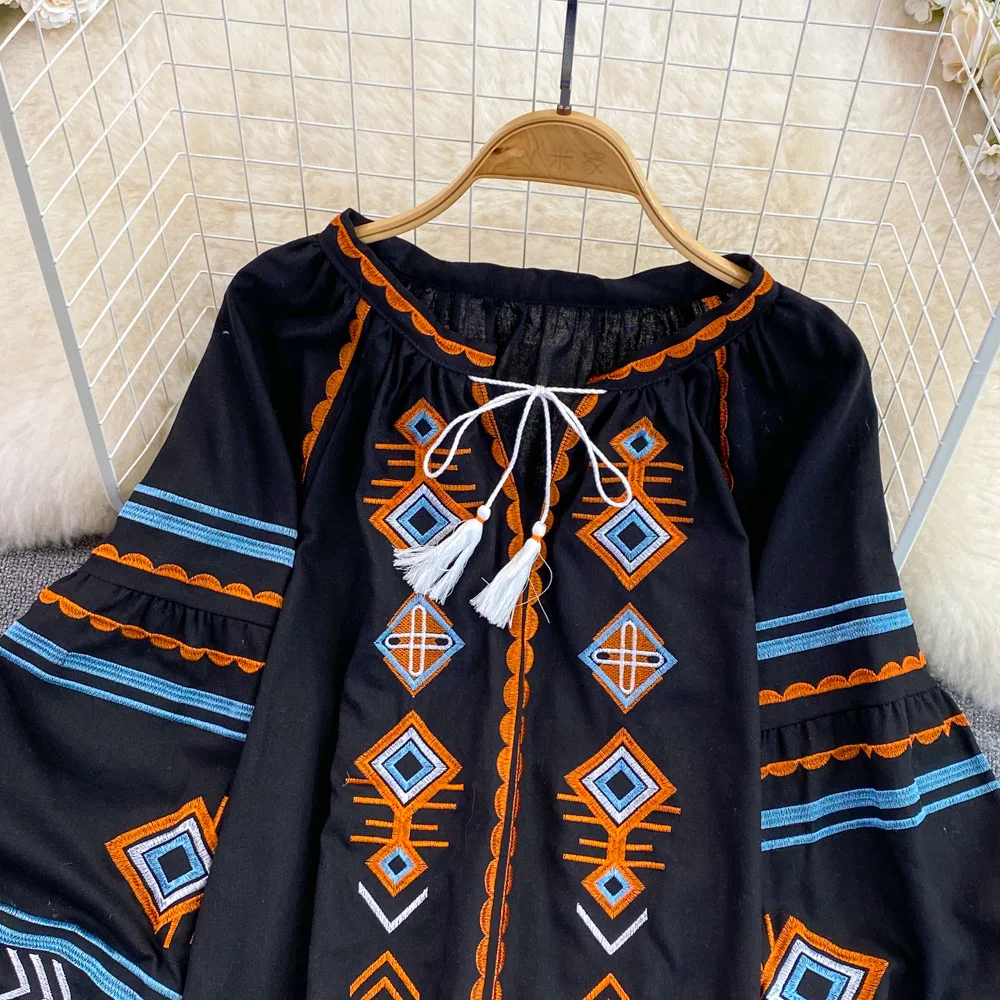 Ukrainian Vintage Line Loose Ethnic Style Embroidery Lantern Sleeve Women Shirt with bows Doll Collar Spring Shirts