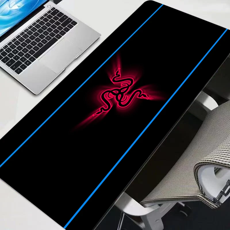 Alas Mouse Razer Anime Gaming Mats Aksesoris PC Mousepad Keyboard Besar HD Alas Mouse Ekstensi Anti-selip Alas Meja Pola Alas Tablet