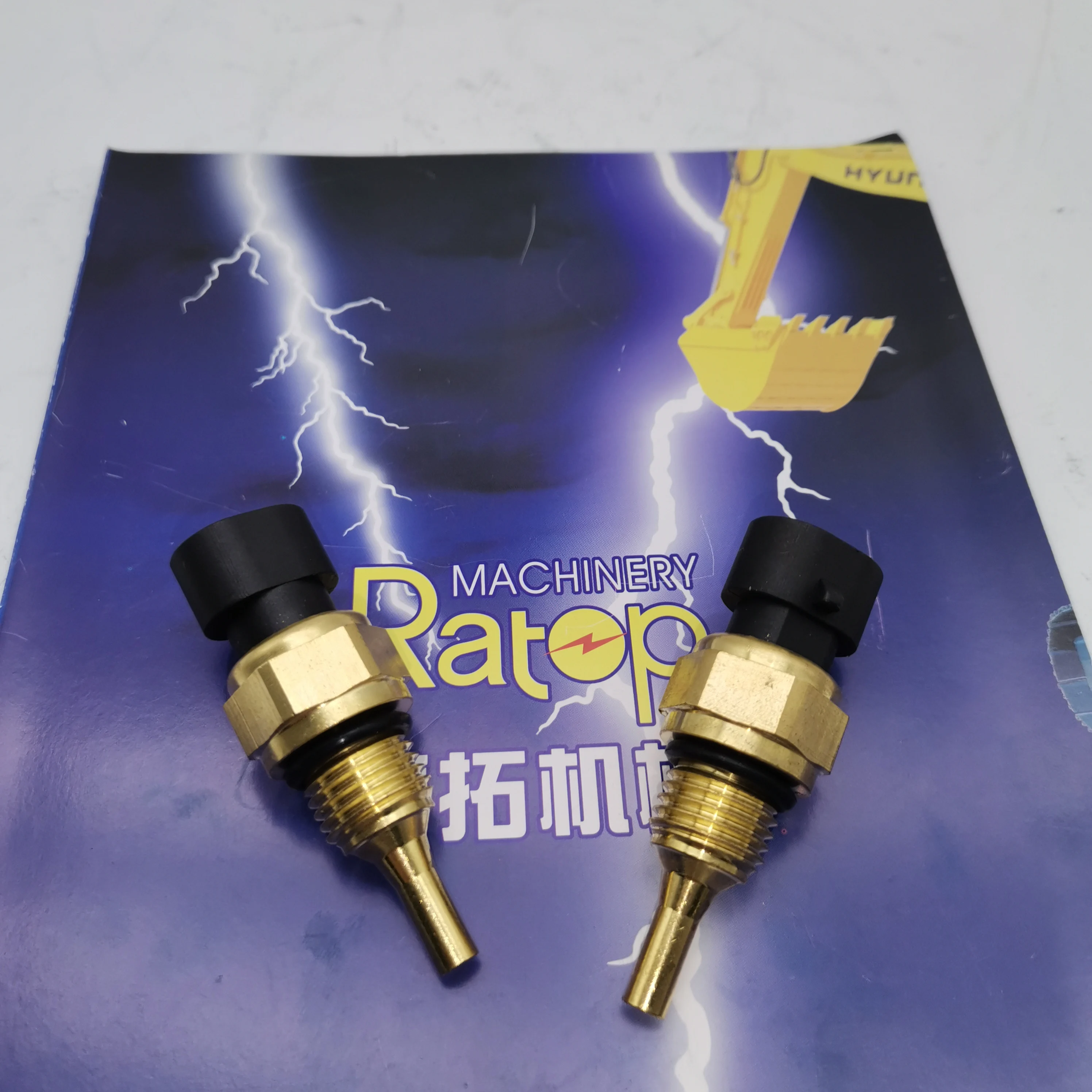 1 PCS 6261-81-6900 6261-81-6901 Water Temperature Sensor  FOR KOMATSU PC200-8 Excavator Parts