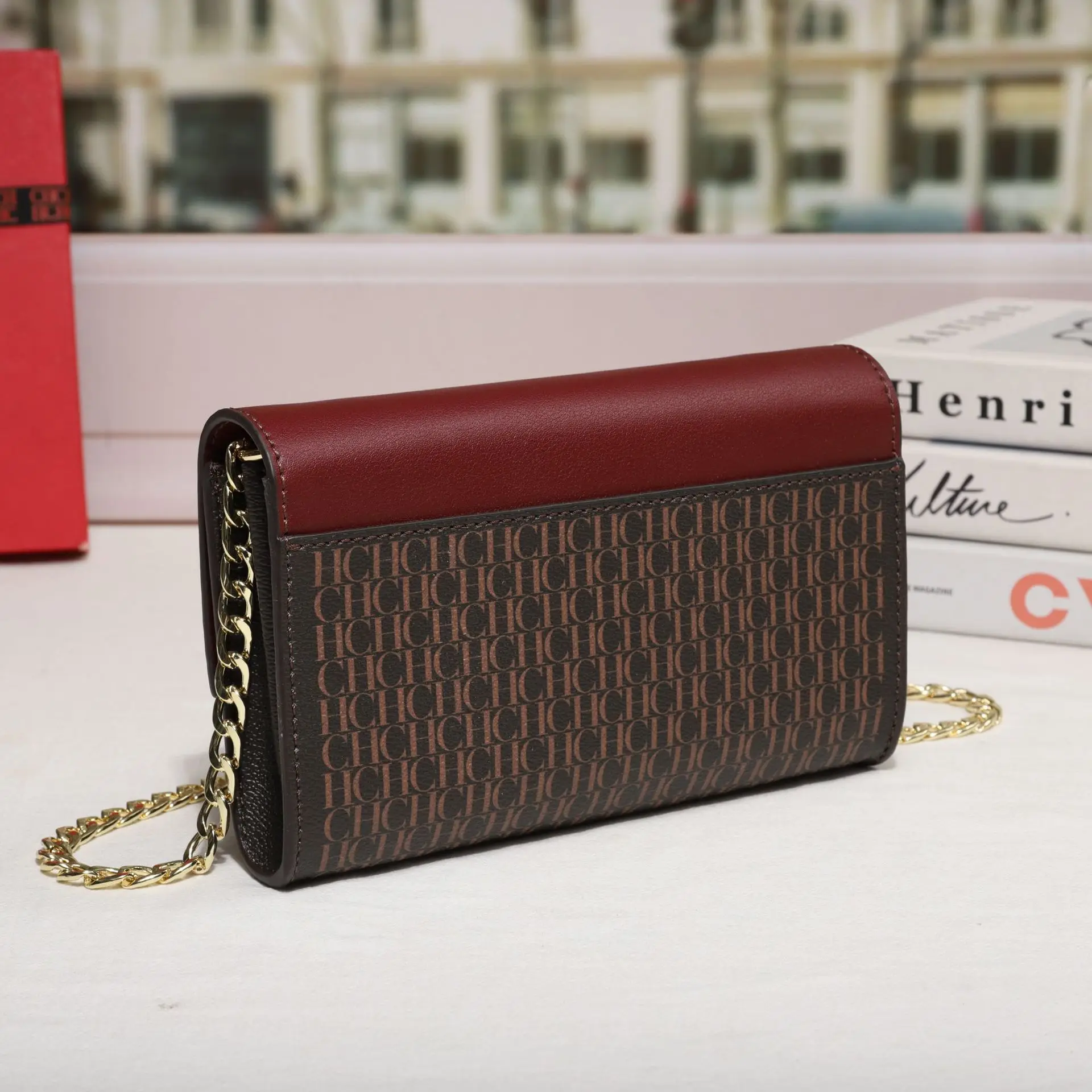 ​ ​ 2025年春夏コレクション アーカイブ風プチスクエアバッグ、女性用コンバーチブルアンダーアーム＆クロスボディバッグ、昼夜兼用トートバッグ（金色）