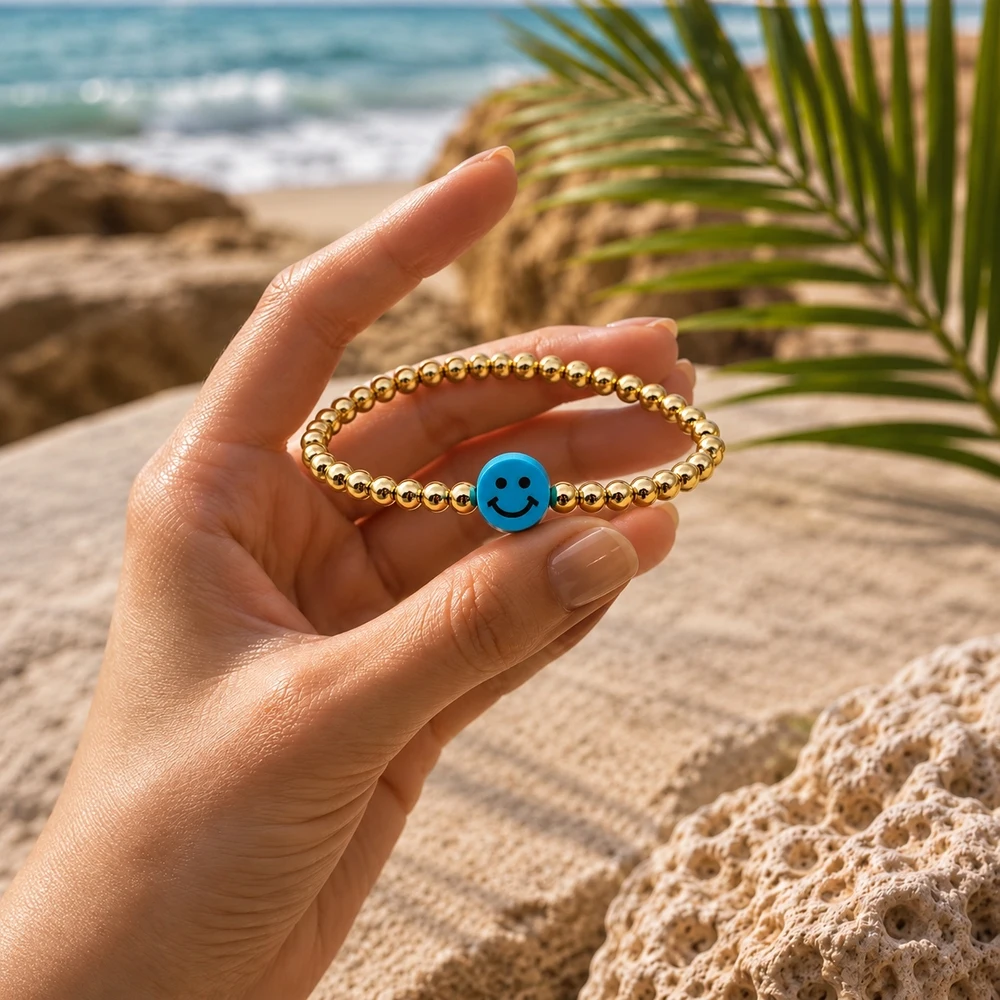 1pc Golden Round Beaded Strand Bracelet with Bright Blue Smiley Face Center Bead Cute Playful Minimalist Design