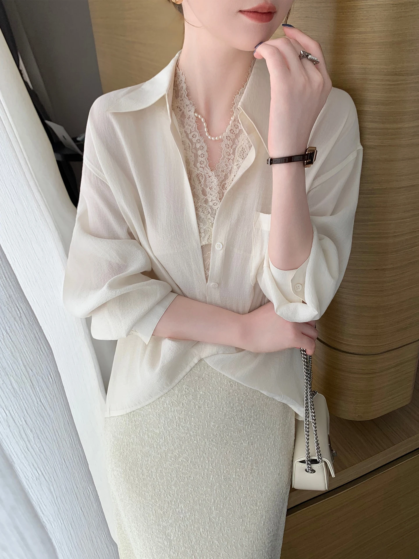 

Женский модный топ с кружевными вставками и длинными рукавами, бежевого цвета, для осеннего сезона, повседневная одежда, открытый кардиган