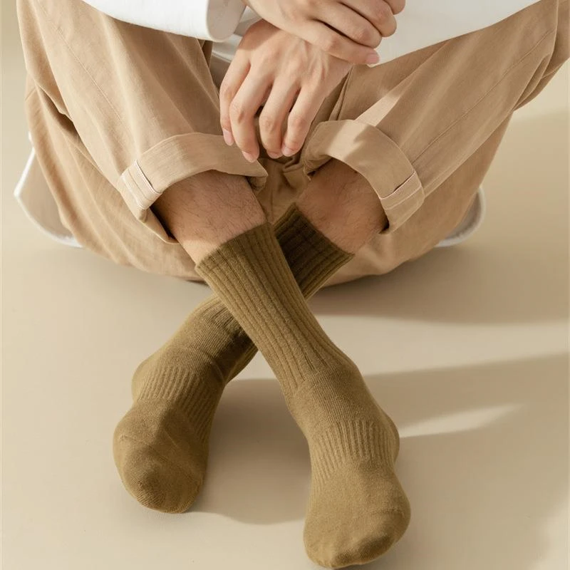 New Men Socks Solid Color Autumn Winter Breathable Cotton Socks Male Absorb Sweat Comfortable Simple Daily Sports Socks Casual