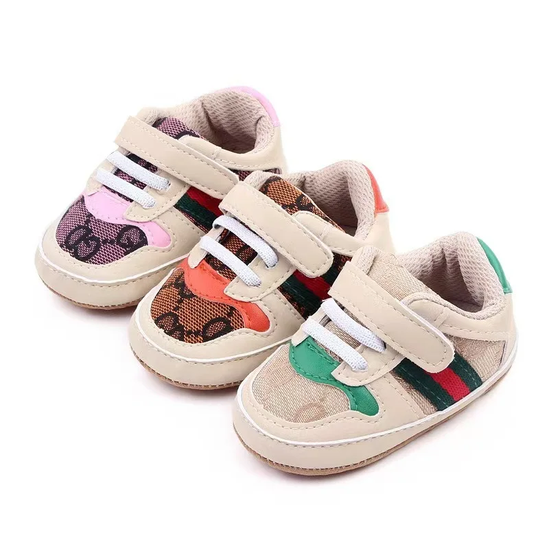 Scarpe da ginnastica per bambine appena nate Scarpe da primo camminatore antiscivolo Scarpe sportive casual alla moda 0-18M