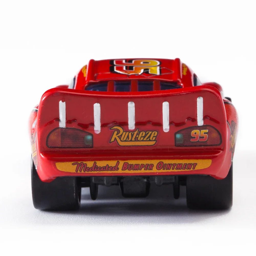 Coche de juguete para niños, modelo de coche de metal a escala 1:55 de la película Pixar Cars, con los personajes de Lightning McQueen, Mater, Harvester y Frank. Regalo de cumpleaños para niños.