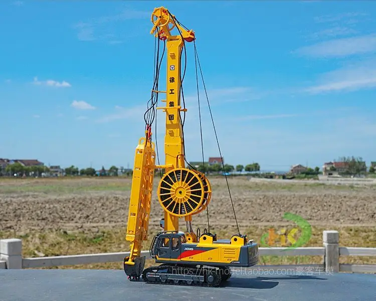 XCMG 1:35 Scale DieCast Model Series XG450D Underground Diaphragm Wall Hydraulic Grab