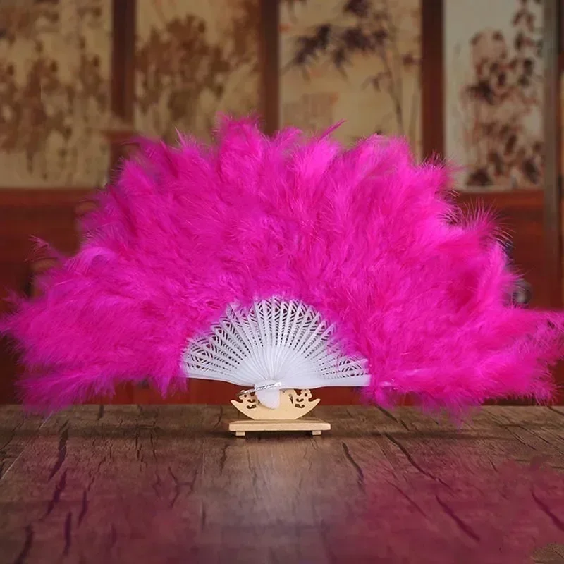 Nouveau éventail pliant en plumes douces et moelleuses pour femme, idéal pour burlesque, mariage, déguisement, costume, fête dansante, décoration, éventail chinois