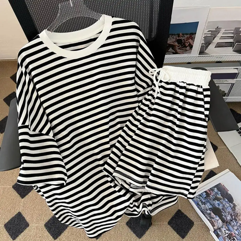 Women Loose Fit Suit Striped Print Women's T-shirt Shorts Set with Drawstring Elastic Waist Plus Size Sport Wear Top for Women