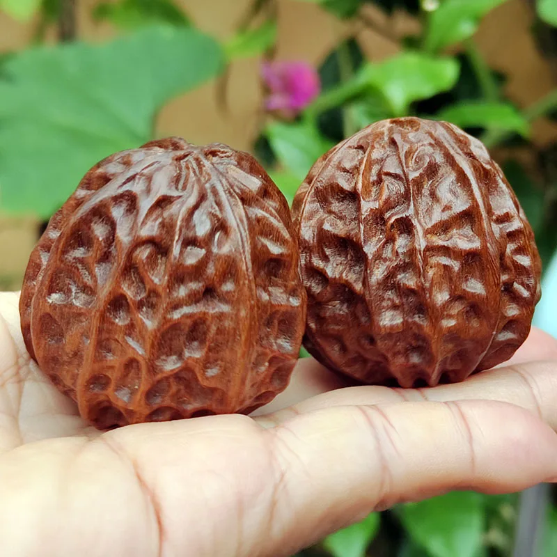 YZ342- Pair of green sandalwood health care hand exercise Walnut Ball 5cm keep fit wooden Massage balls