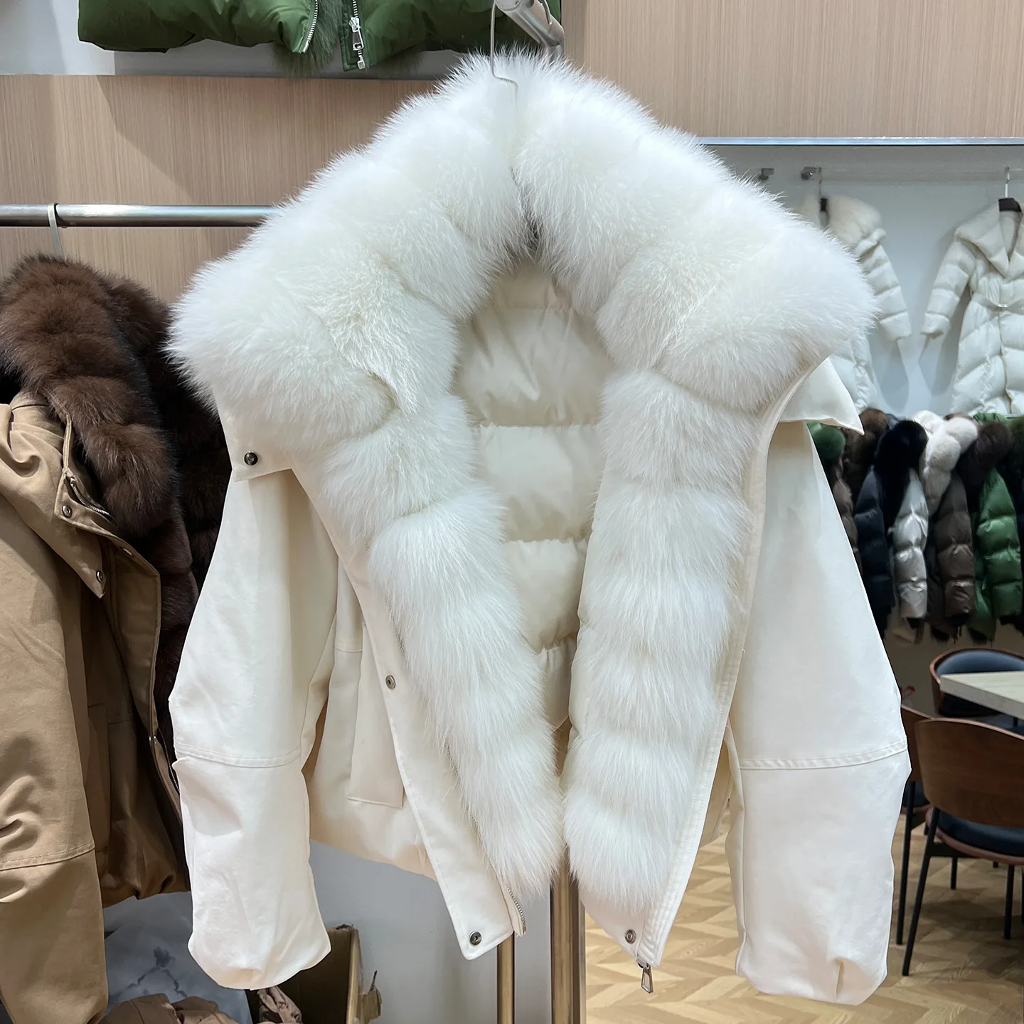 

2026 Women's 90%white Goose Down Coat Real Fox Big Fur Collar Hooded Down Jacket Warm Loose Thick Winter New Overcoat Snow Parka