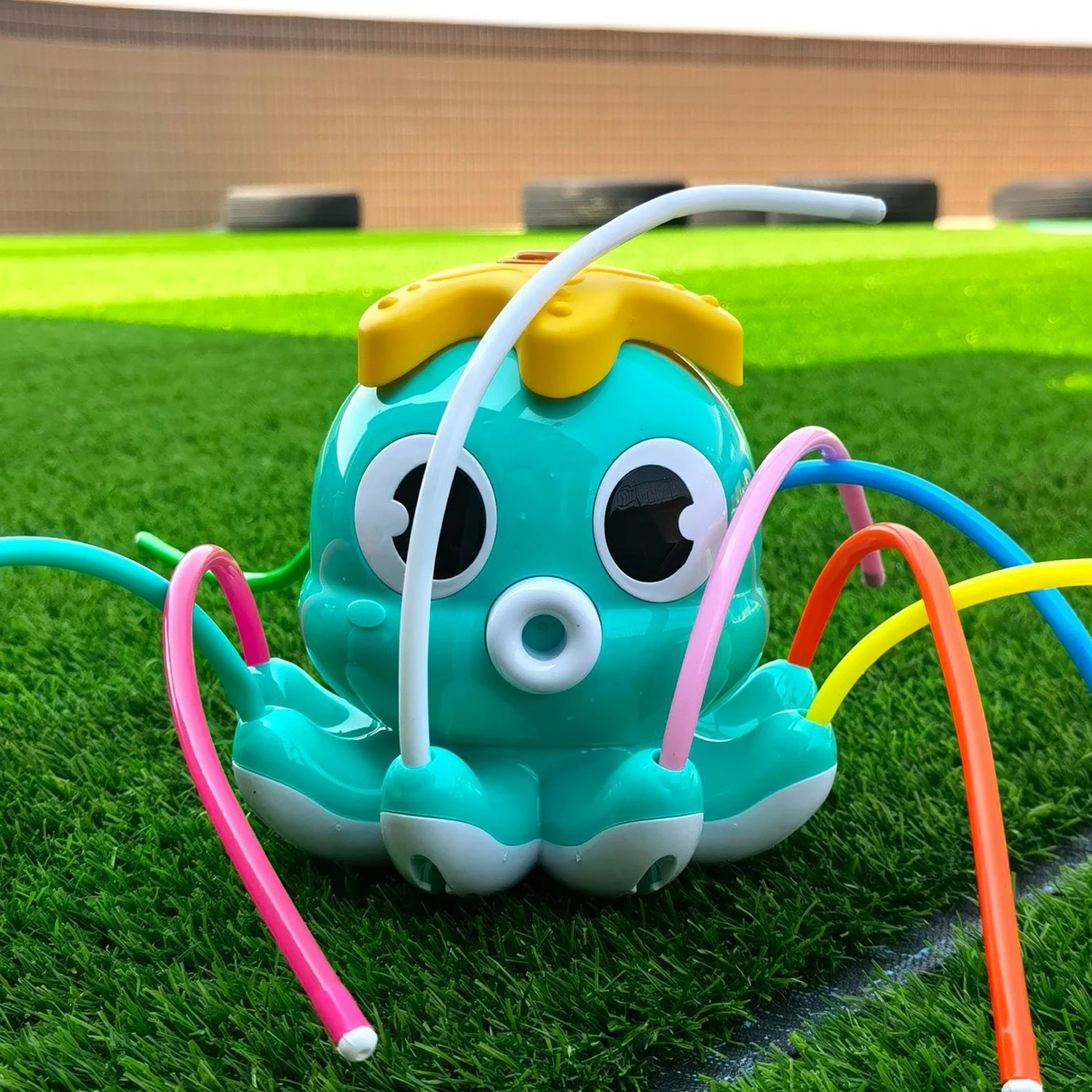 Aspersor de polvo ao ar livre para crianças, Jardim Water Toys, Cartoon Splash Sprinkler Brinquedos de banho para bebê Quintal de verão