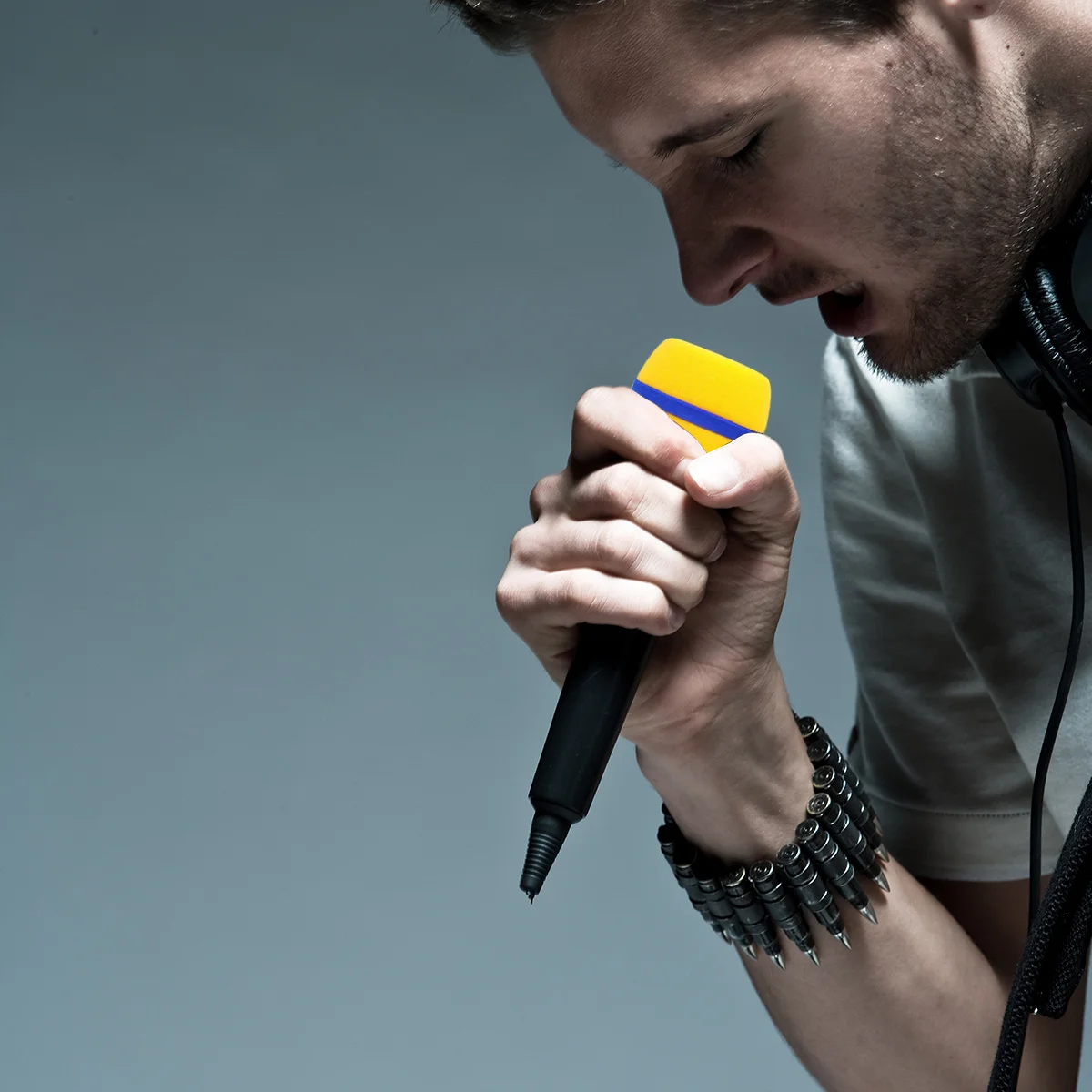 

10Pcs Microphone Pads Sponge Covers Thick Protection Rings for Handheld Mic Karaoke Conference Stage Performance