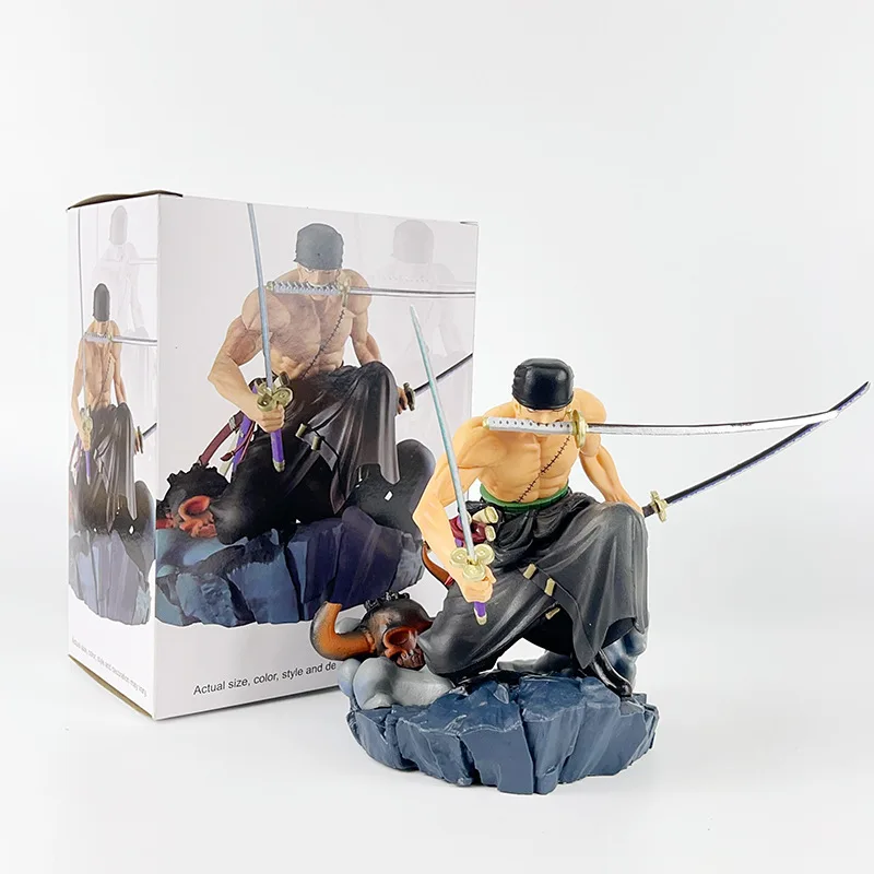 

One Piece Squatting Position Battle Three-Knife Flow Roronoa Zoro Action Model Scene Decoration Toy Doll Gift