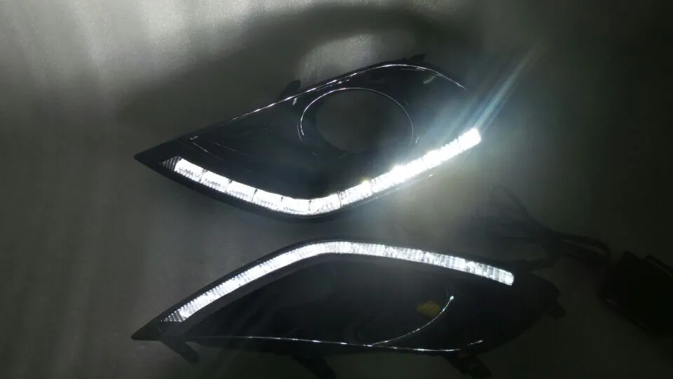 LED، 2014 ~ 2017 ضوء النهار المشمس، ضوء الضباب المشمس، المصباح الأمامي المشمس، ميكرا، تيتان، فيرسا، ستانزا، سينترا، تسورو، ستاجيا؛ ضوء خلفي مشمس