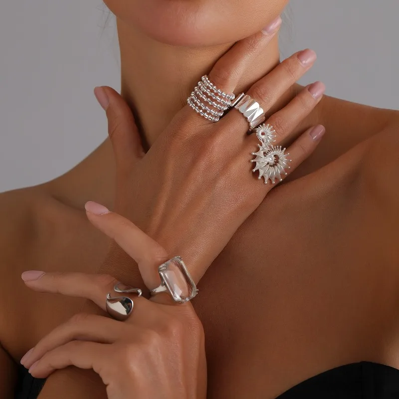 4pcs Open Ring Set for Women Silver Tone Matte Adjustable Twist Floral Starburst Stackable Vintage Elegant Classic Jewelry Gift