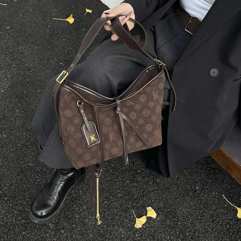 

Прочная сумка через плечо, подмышки, практичная дорожная сумка для поездок на работу, модная подарочная печать, изысканная новая модель 2025 года, великолепная