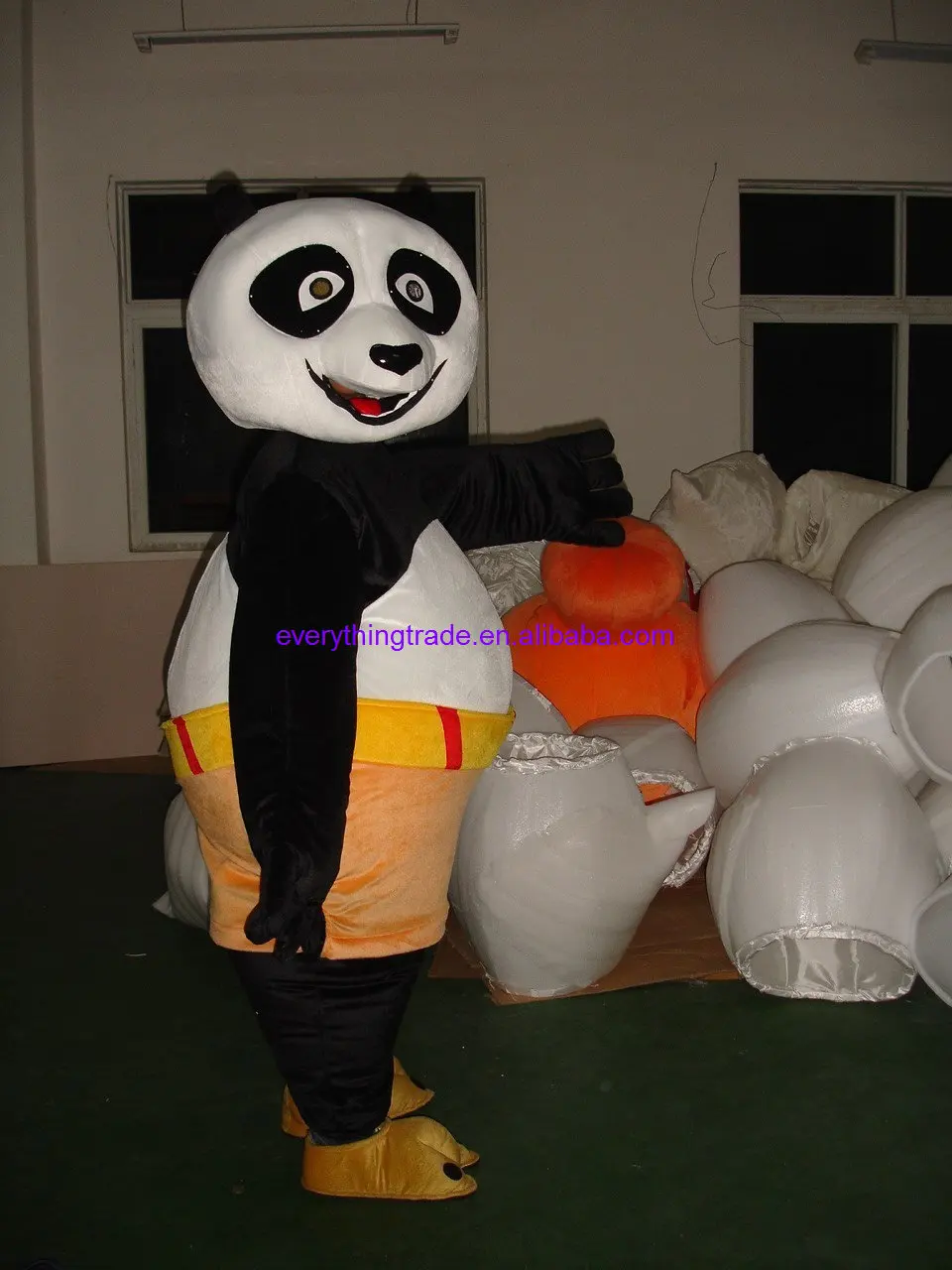 Nuovo personaggio adulto Halloween Panda Costume della mascotte Halloween Christmas Dress Full Body puntelli Outfit Costume della mascotte