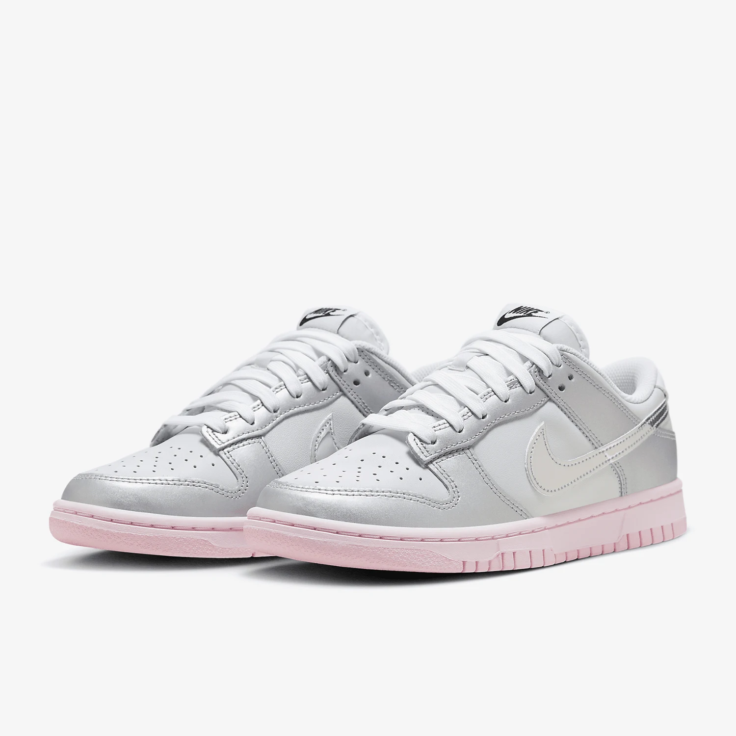حذاء رياضي نسائي من Nike Genuine Dunk Low LX مبطن على الموضة HM3698-006