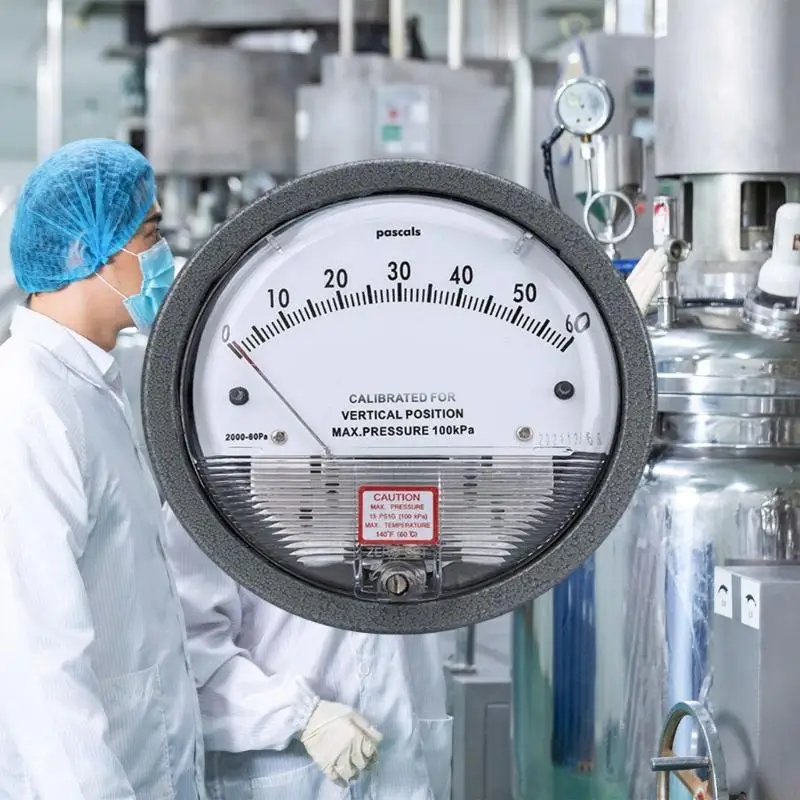 Highly Accurate Pressure Difference Meter For HVAC Systems Featuring 120mm Screen And Standard Fitting associations 87HA
