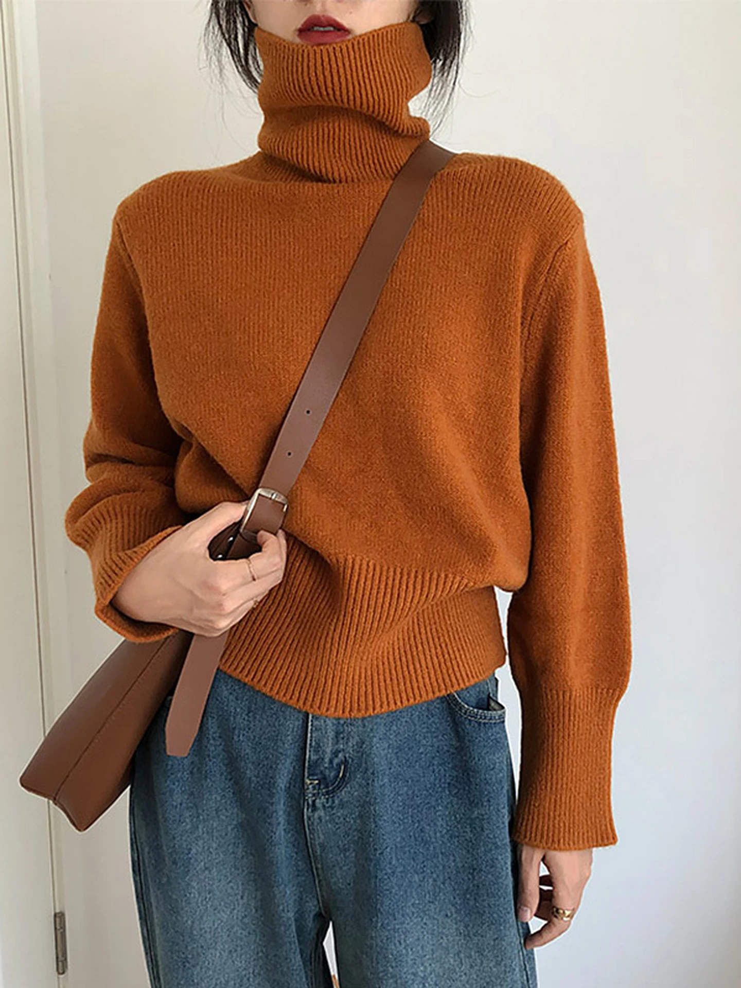 

Корейский пуловер с высоким воротником, женский свитер ранней осени 2024, новая вязаная основа irt, очень привлекательный топ