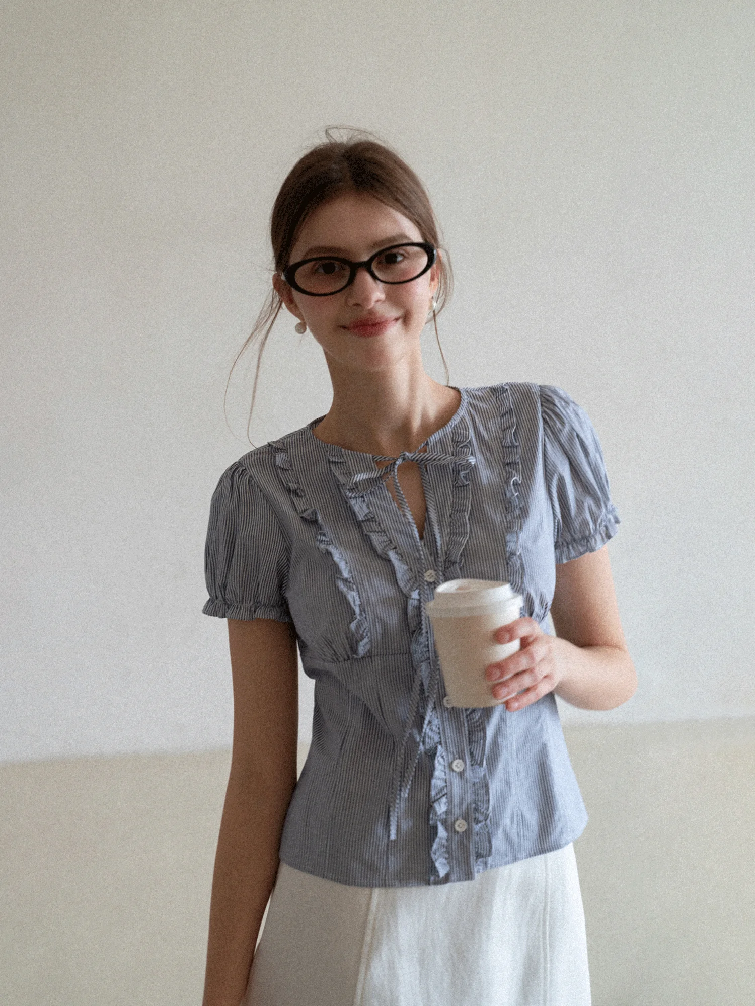 

Casual EGGKA Women's Short Sleeve Shirt Spring Summer Cotton Breathable round Neck Bubble Sleeve Striped Top Fashion Design
