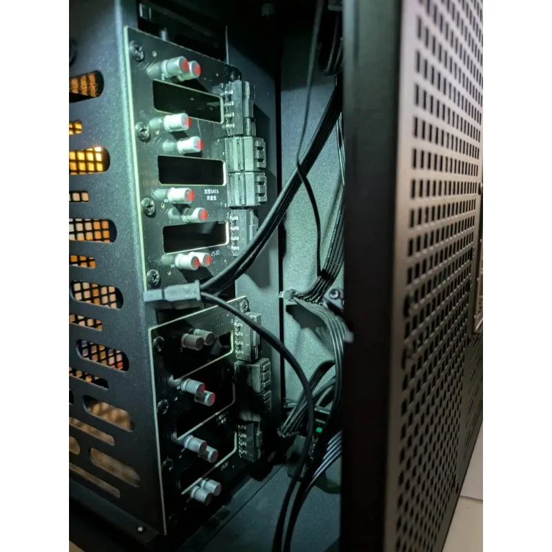 

Sagittarius 8-Bay NAS Enclosure with Backplane ATX Large Power Supply MATX Motherboard Full Height PCIe