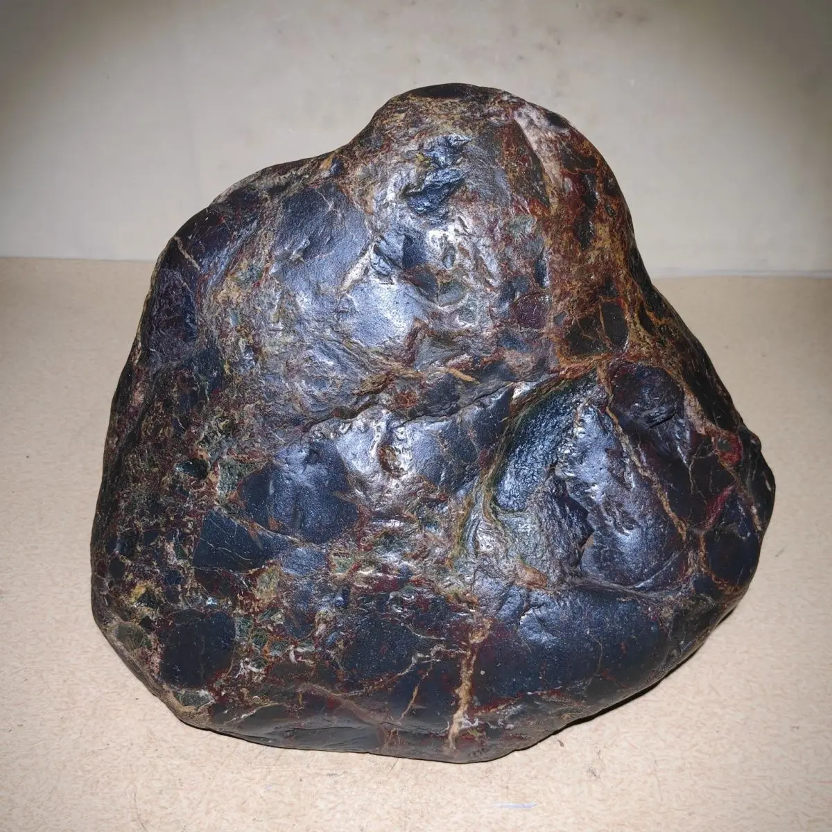 Desert Gobi rough stone magnetic folk meteorite iron pictographic ornament