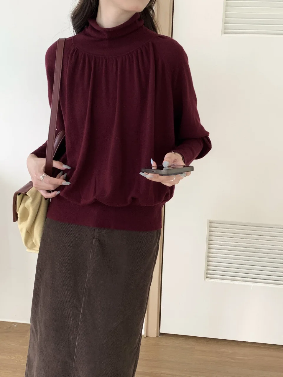 Fashionable Commuter Sweater Pleated Design Bat Sleeve Knitted Top Women's Loose Pile Collar Sweater Autumn and Winter New Style