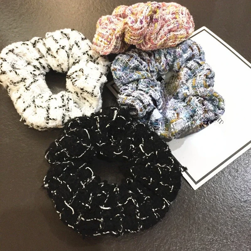 Korean Autumn Winter New Woolen Hair Ties Large Intestine Ring Design Soft Black White Stripes Rubber Girls  Accessoires