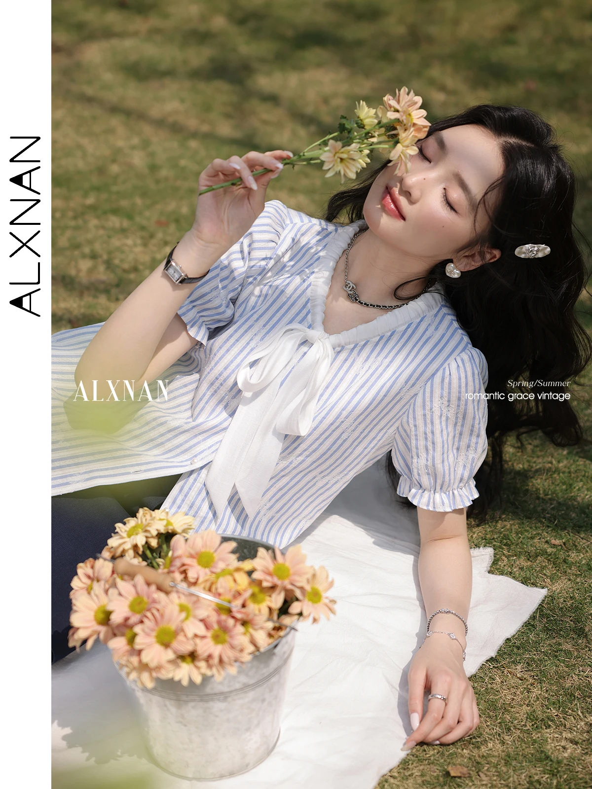 

ALXNAN Women's Striped Shirt French V-neck Lace-up Design Cotton Blouses 2025 Summer New Elegant Short Sleeve Top Ladies L53631