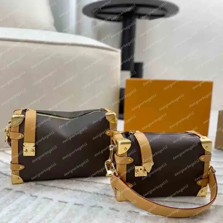 

Luxury designer bag Square Bag for Women Fashion Top Handle & Shoulder Bag Trendy Letter Commuter bags mirror quality