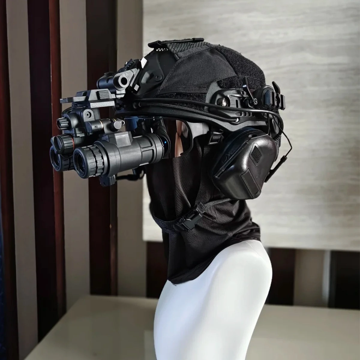 مجموعة خوذات تكتيكية مع سماعة رأس للاتصالات طراز NVG قناع وجه لألعاب كرات الطلاء CS Airsoft معدات الرماية التأثيرية