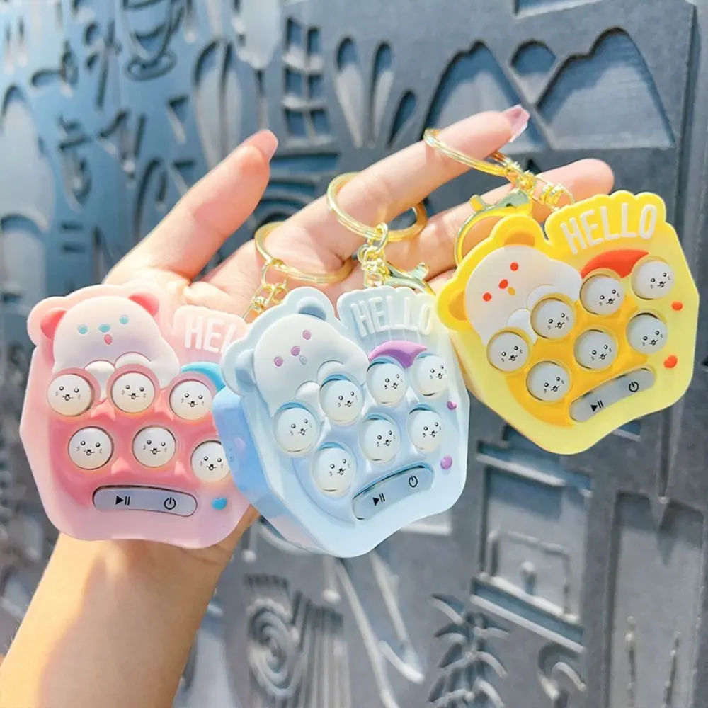 

Retro Novelty Mini Console Keychain Nostalgic Hand-In-Hand Whack A Moles Toy Parent-Child Interactive Bubble Pers Toy