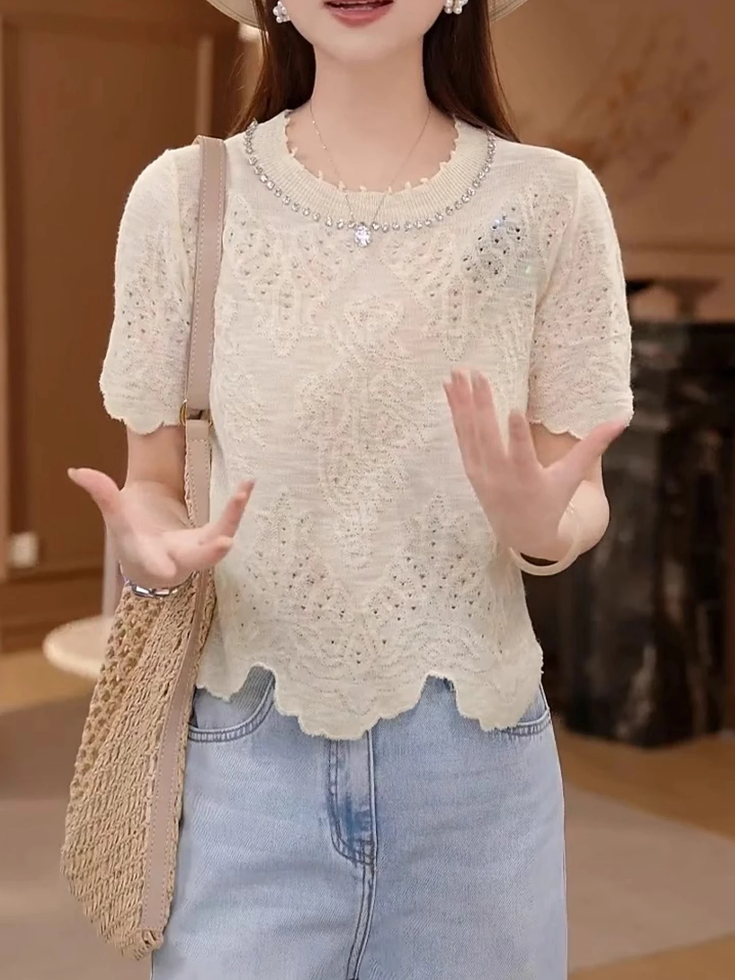 여름 레이스업 라운드넥 반팔 니트 셔츠 다이아몬드 장식 홀로우 아웃 패션 캐주얼 한국 스타일 루즈핏