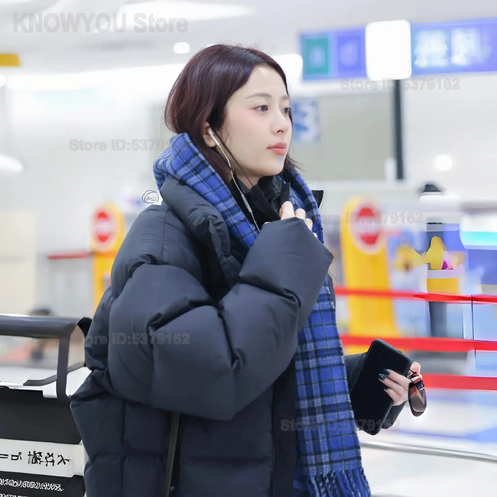 Women Blue Plaid Large Scarf Winter Warm Soft Shawl Korean Style Versatile Wrap Cozy Neck Scarf for Daily Outdoor Casual Wear
