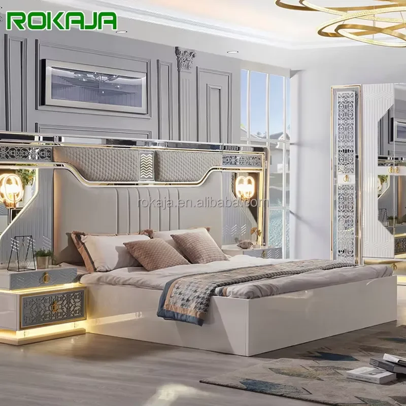 Wooden Bedroom Furniture Set With Mirror Bed And Cushion Villa Hotel High End Custom Luxury Home Decor Combination Suite