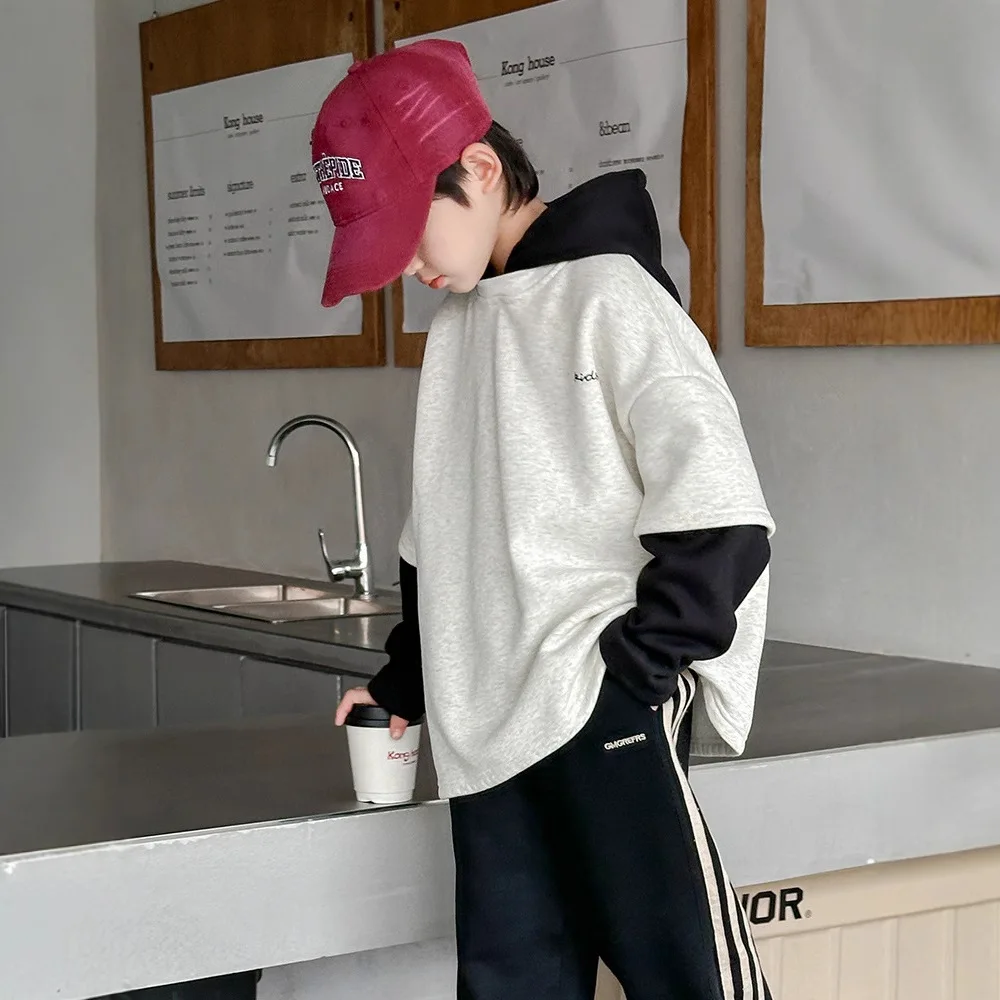 موضة شتاء وخريف 2025 ملابس الفتيات المراهقات مع قلنسوة بلوزات فضفاضة سترة دافئة للأطفال 4 5 6 7 8 9 10 12 سنة