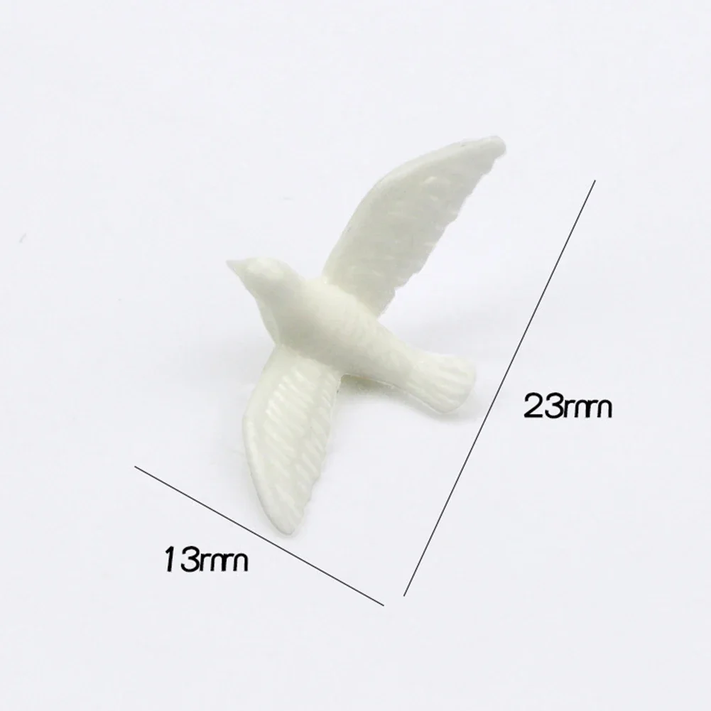 Resin Miniature Birds For Crafts Little White Pigeon Toys Models Cute Pigeons Peace Doves Bird Model Lawn Statues Ornaments