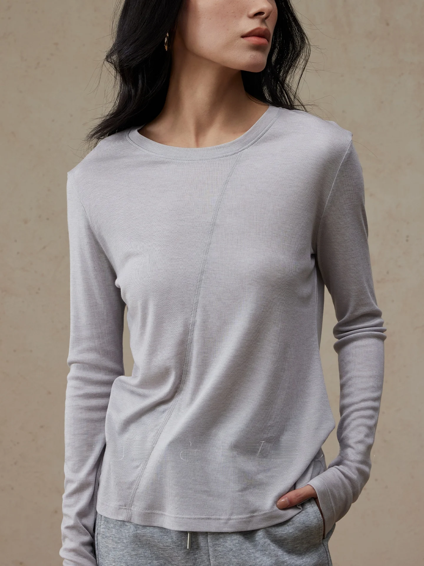 

Women's Long Sve round Ne Loose Fitn irt T-irt Inner Wear Silk Lyocell Base Layer Casual Knitted Soft Polyester