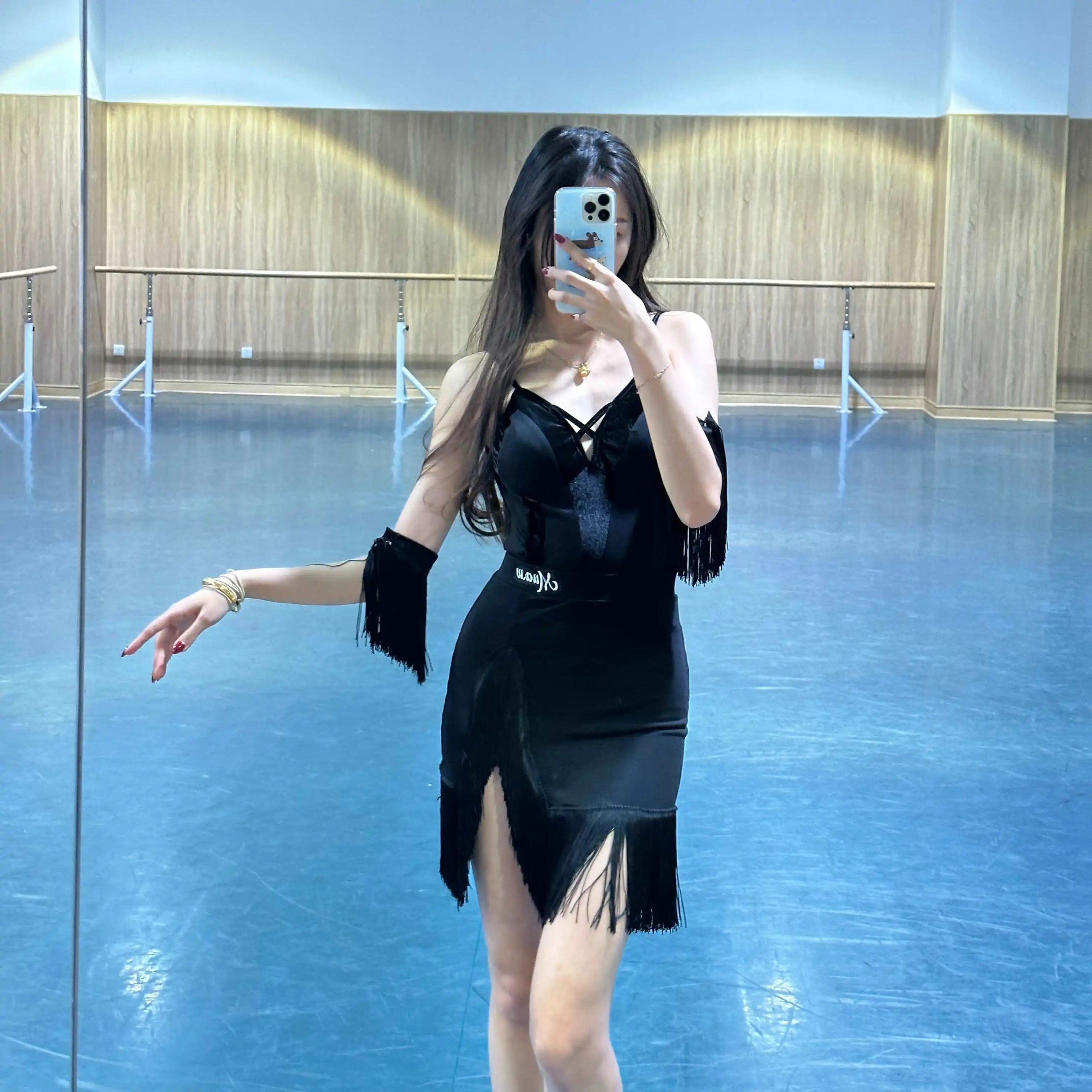 

2025 New Sexy Tassels Dress Latin Dance Costumes Performance Women Dress Practice Dance Clothes Samba Chacha Dance Wear DN20554