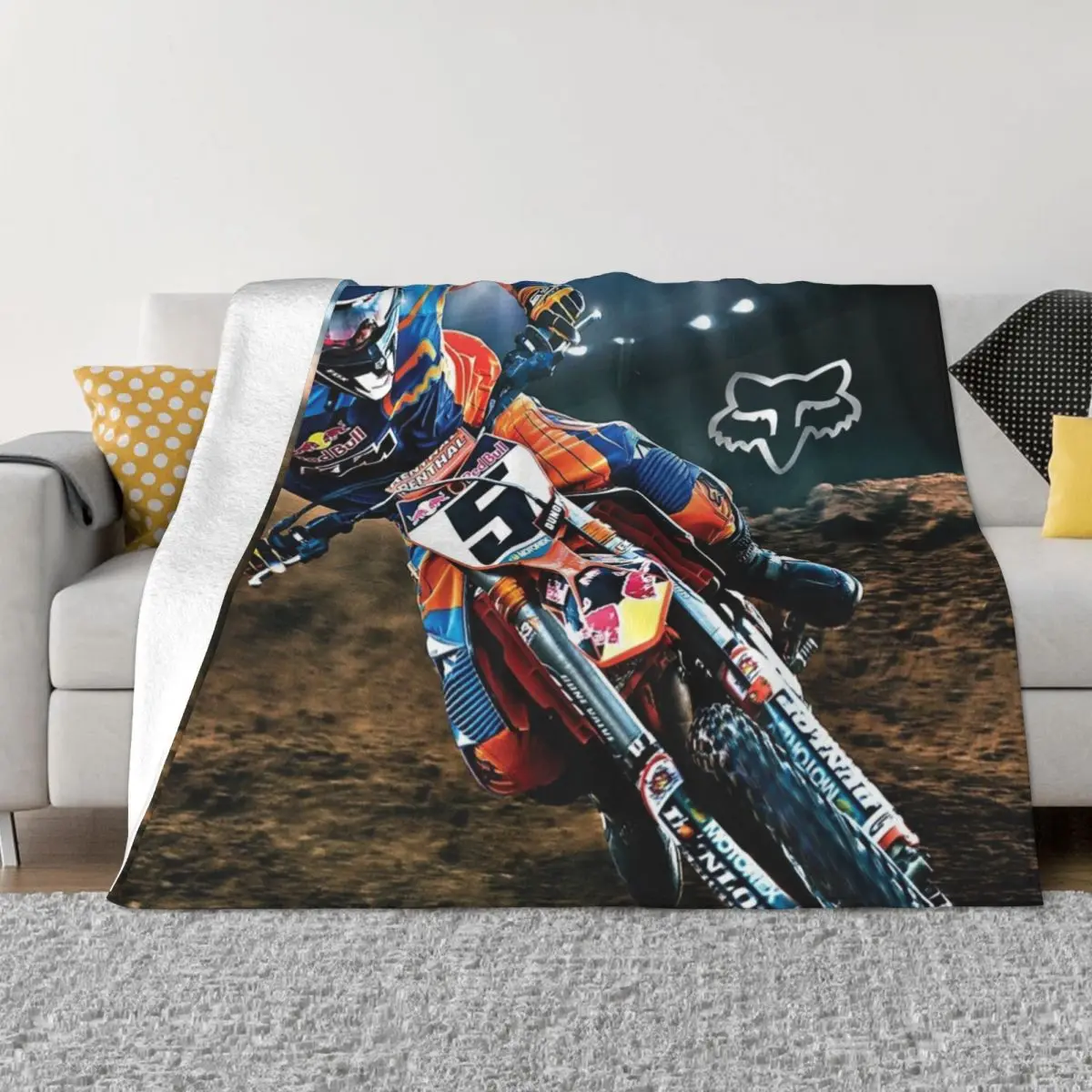 

Ryan Dungey Motocross-Racer Throw Blanket fluffy halloween manga Blankets