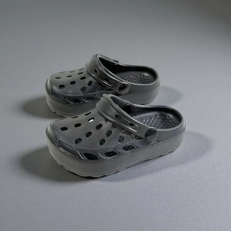 Adorable Kids Beach Shoes Lightweight Breathable Children Sandals Outdoor Learning Shoes Fashionable Simple EVA Clog Footwear image 3
