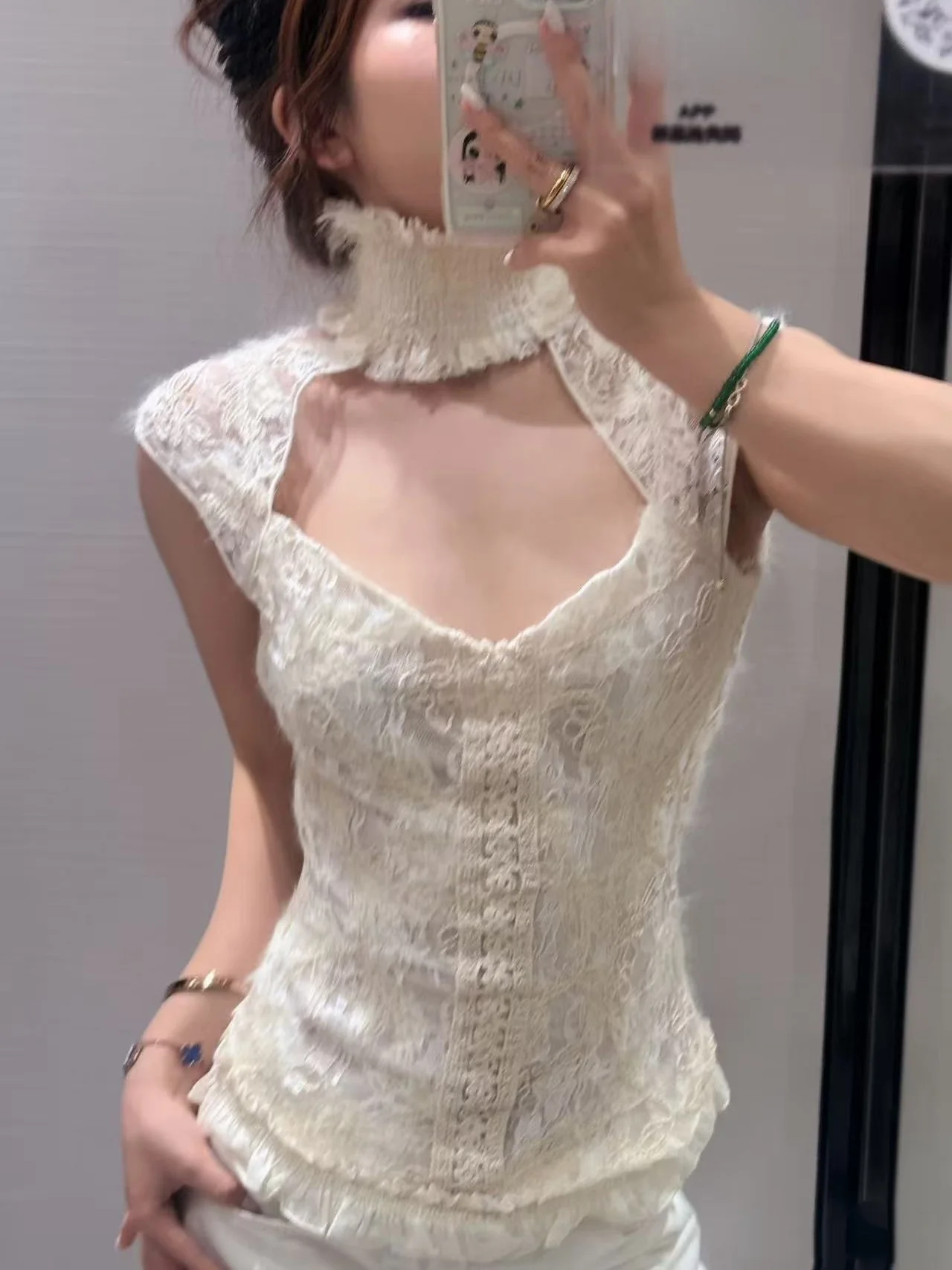 Pure Desire Style Lace Hollow out Trim Stand Collar Sleeveless Vest Top Women's Fashion Autumn New Arrival H-Shape Short Length
