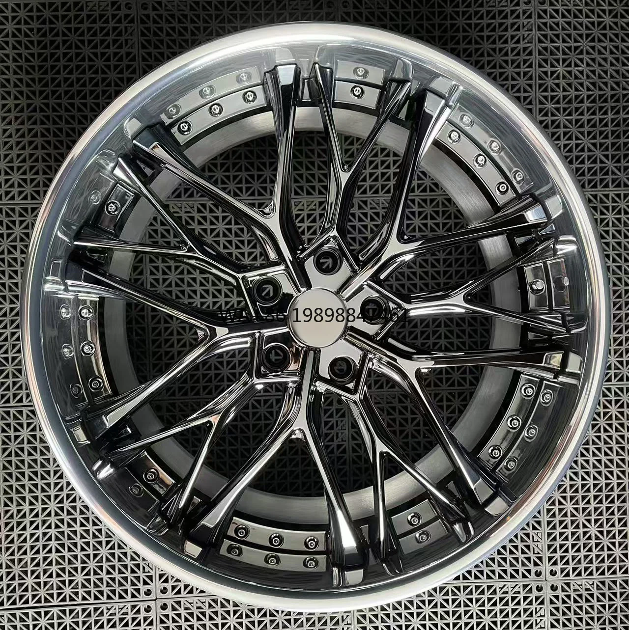 

Custom Size Passenger Car Alloy Wheels 20mm For Passenger Car SUV Off Road Modification