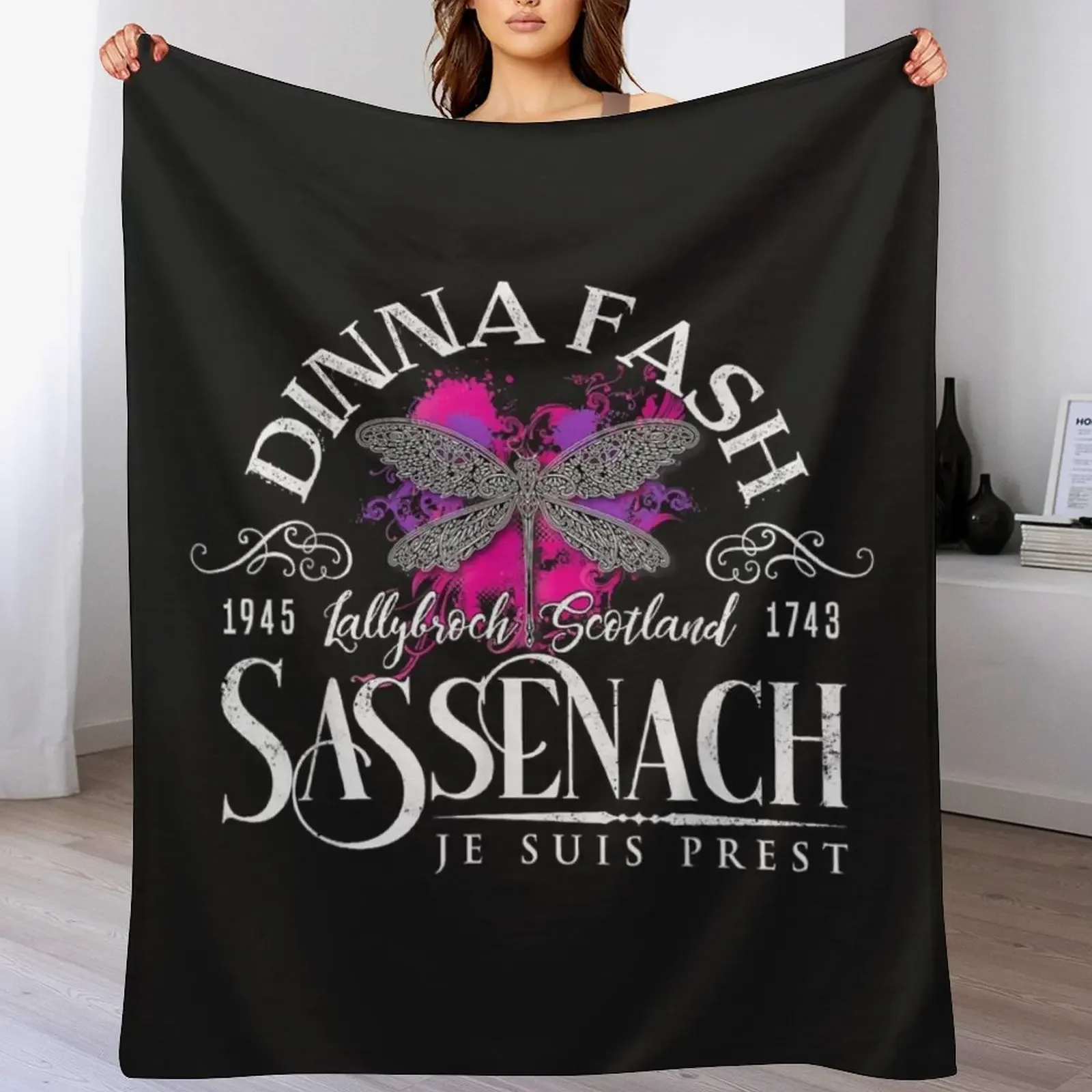 Dinna Fash SassenachDragonfly Outlander Color Splash TShirt19 Throw Blanket Winter beds Bed linens Blankets